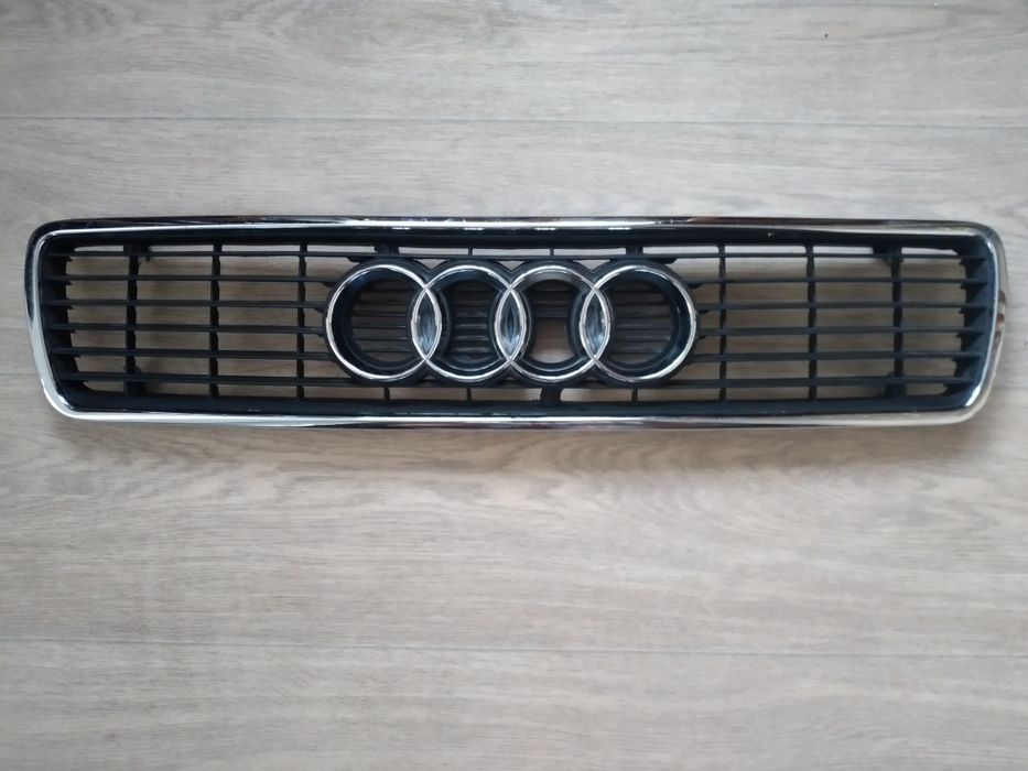 Продаётся новая радиаторная решётка от AUDI 80 В4
