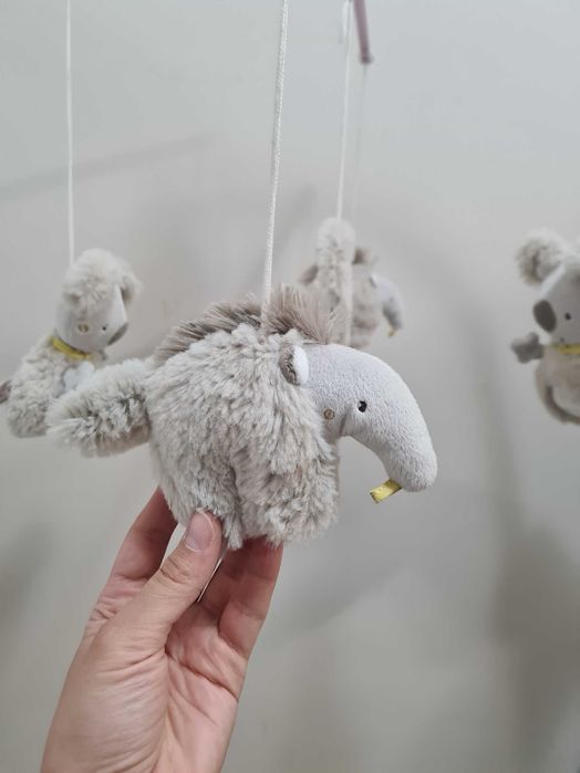 Carusel muzical pentru patut