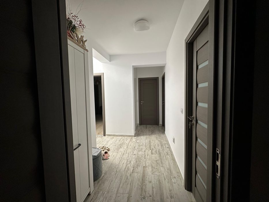 Apartament cu 3 camere 70mp, balcon, loc de parcare Rediu, Iasi