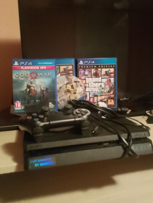 Ps4 slim 500 G mantă + jocuri