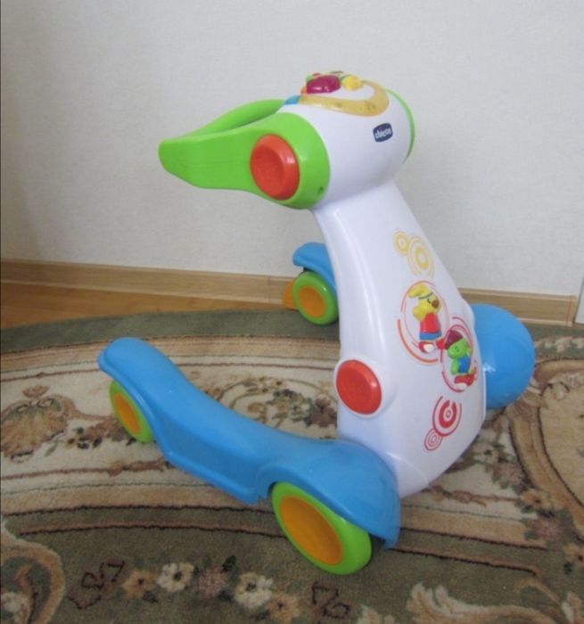 Ходунок Chicco Ergo Gym.