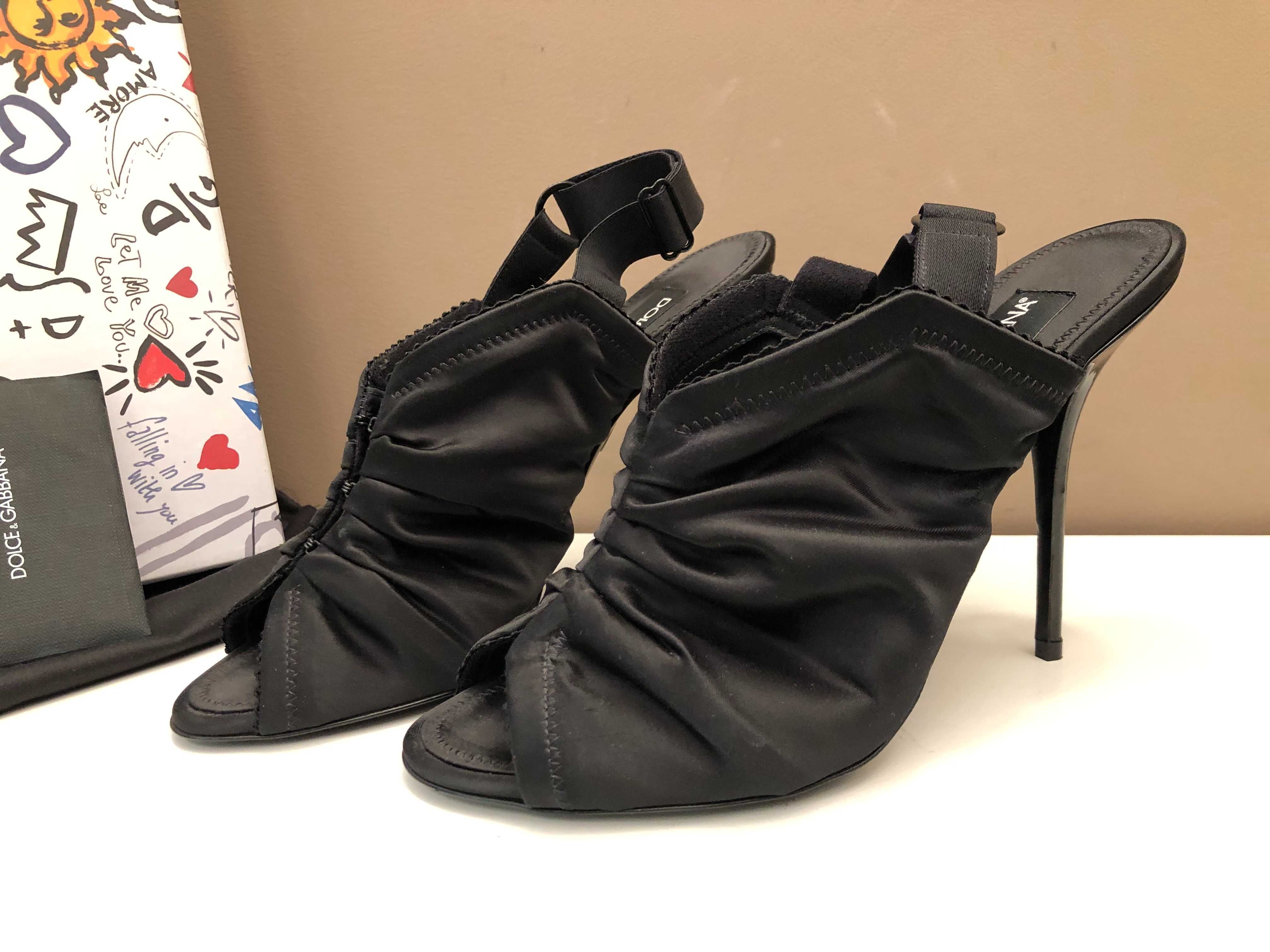 Dolce Gabbana saboti, pantofi dama 37, 38 si 39, retail 690 euro