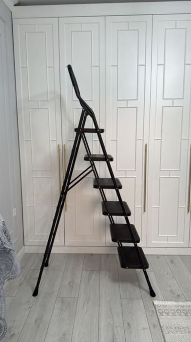 Стремянка, лестницы прочные, качественные