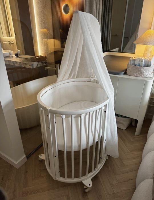 Pătuț Stokke Sleepi Mini + Extensie Bed + 2 saltele + suport baldachin