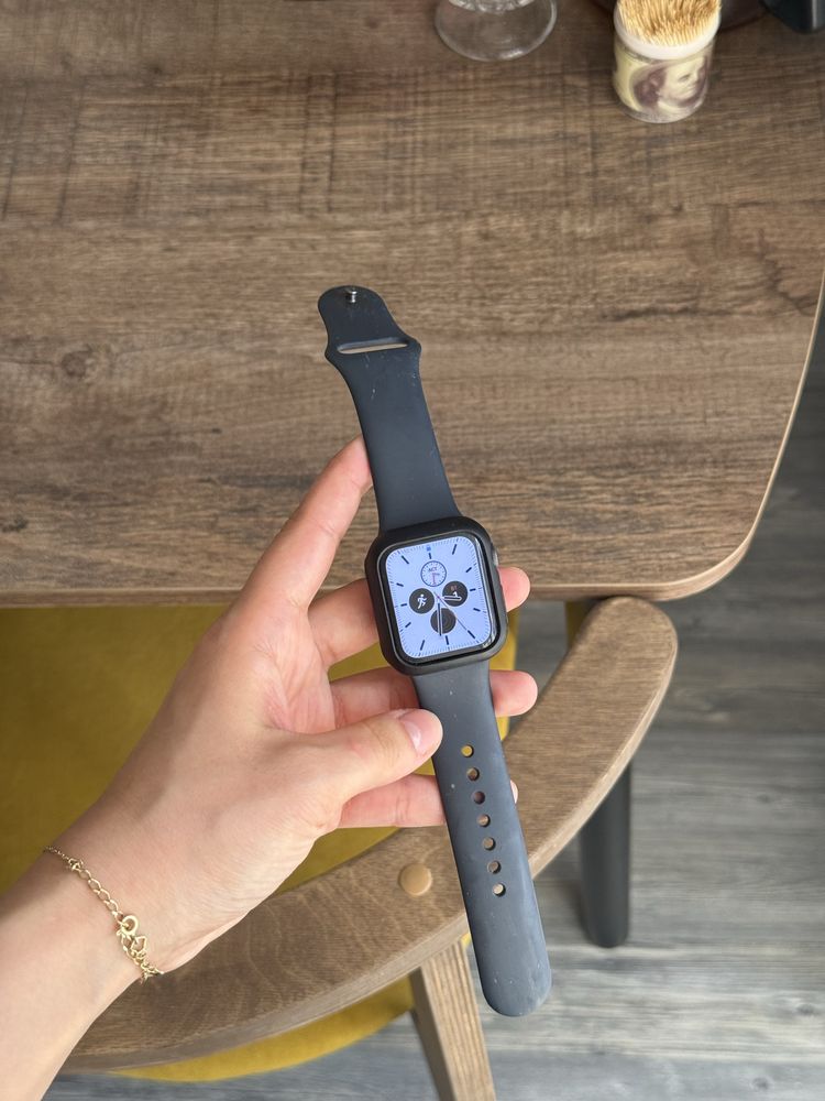 Эпл вотч Apple watch SE