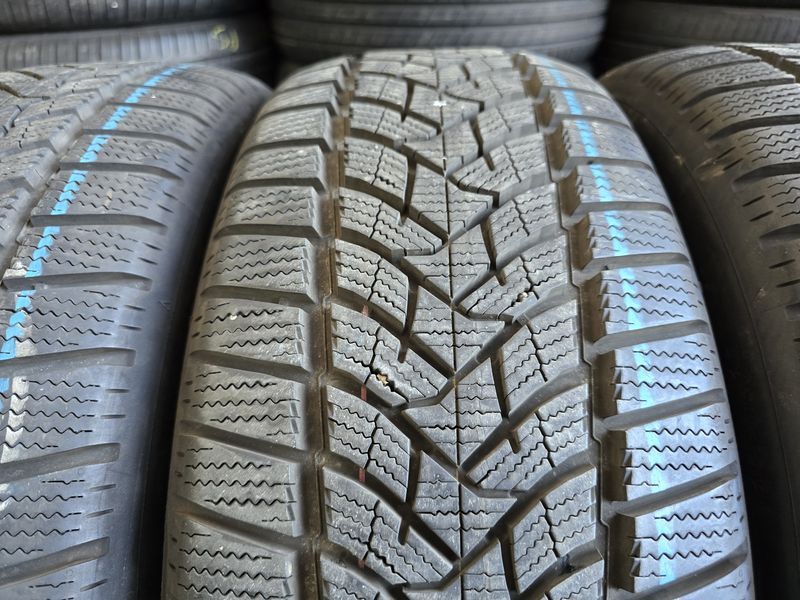 215/55/18 DUNLOP 4бр