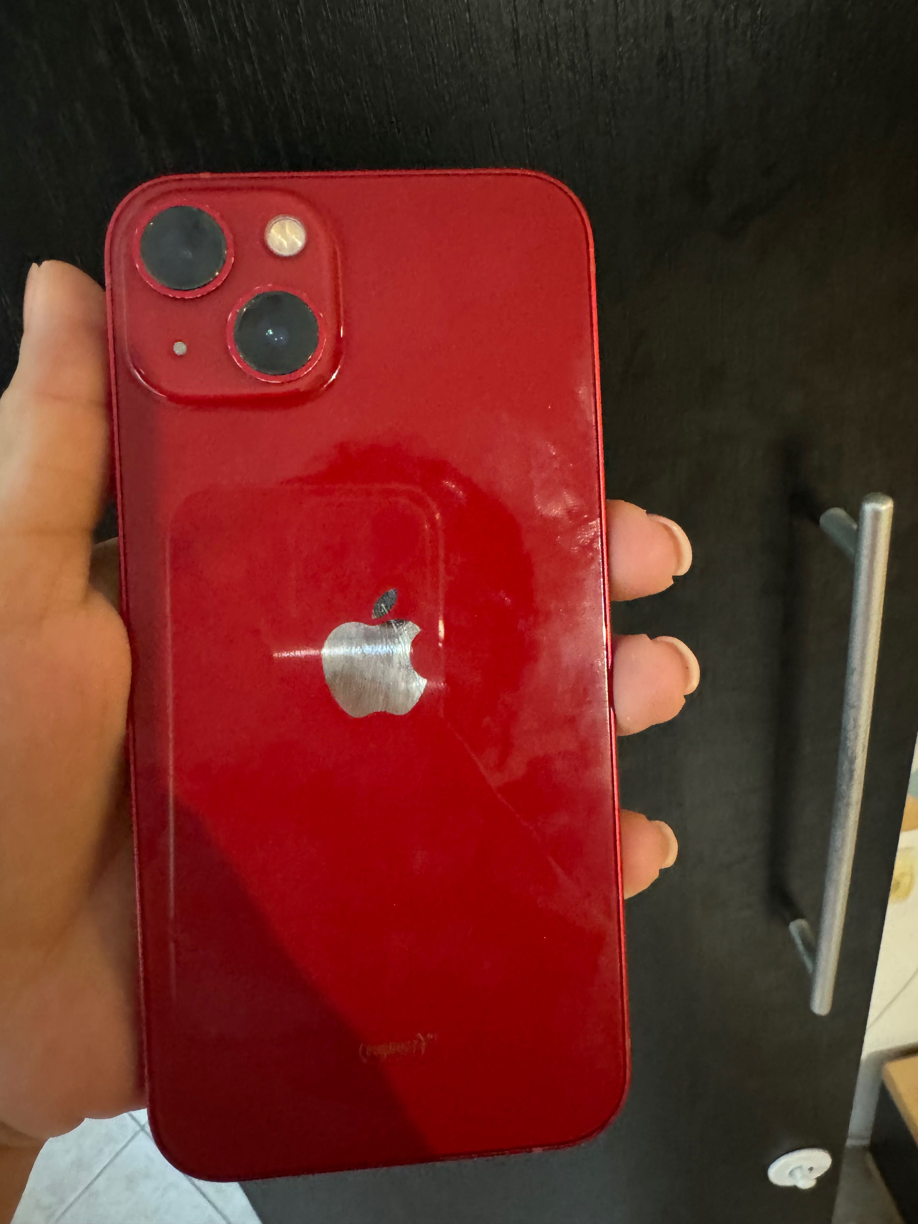 iPhone 13 128GB Red