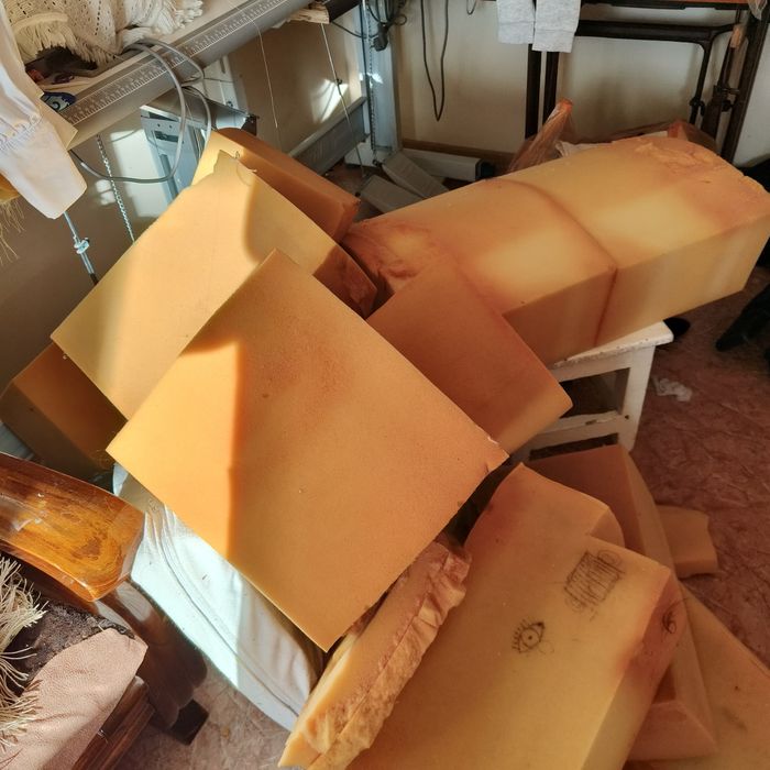 Отдам бесплатно поролон