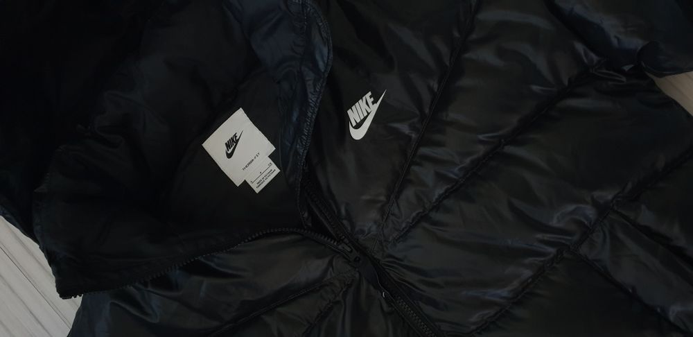 Nike Storm Fit  Down  Parka S  НОВО! ОРИГИНАЛ! Дамска пухено яке Парка