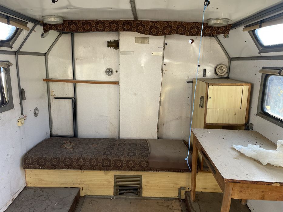 Военен фургон в добро състояние