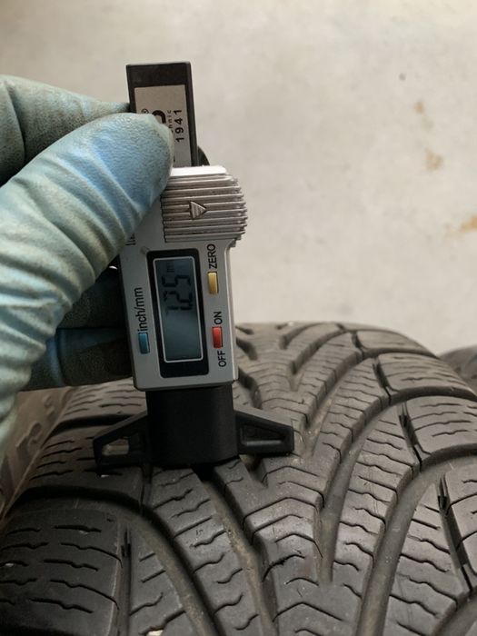 Set 4anv M+S 195/65/15BFGoodrich pe janta