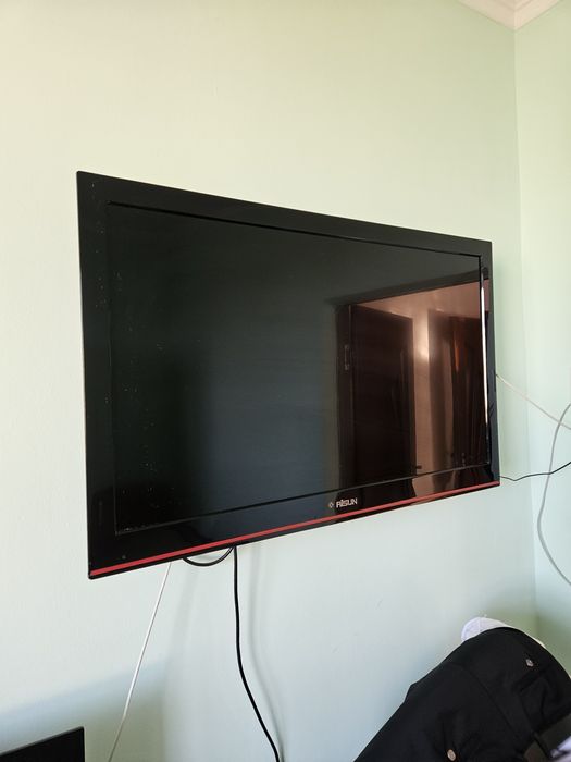 Продам телевизор в отличном полностью в рабочем состоянии дешево