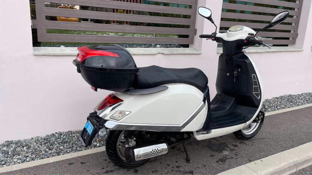 Scuter znen 50 cc zn50QT-F 25km/h