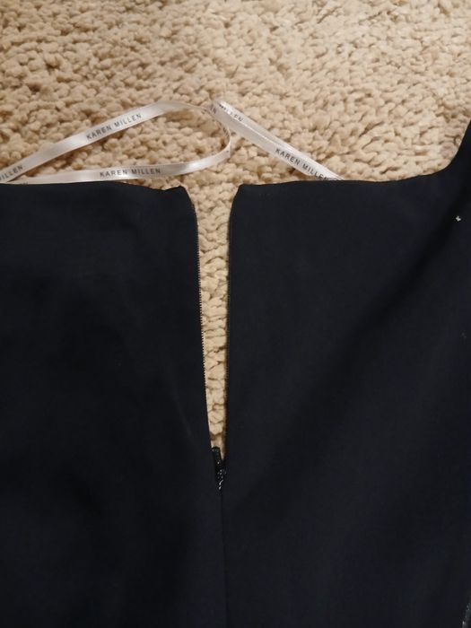 Официална черна рокля, номер 40,цена 30лв.