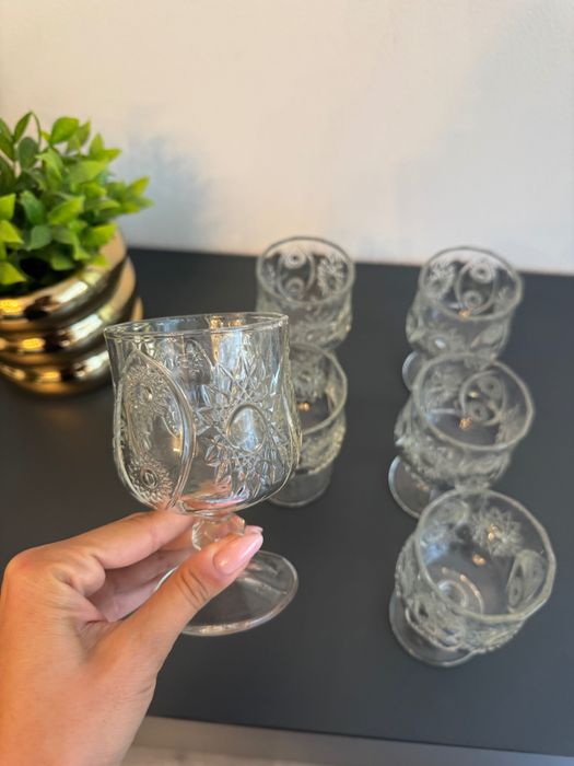 Set 6 pahare cu picior