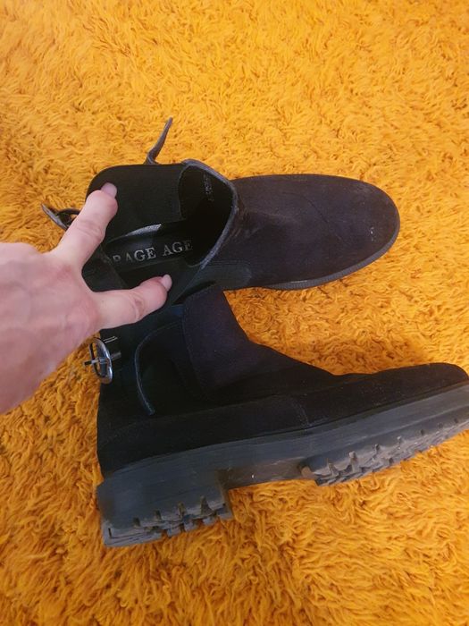 Мъжки боти маркови запазени