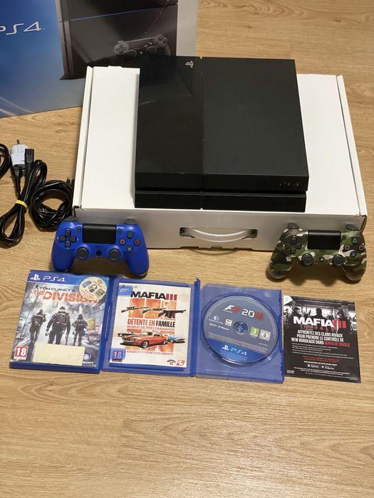 Consola PS4 ( Playstation 4) 500 GB + 2 Controllere + Jocuri Bonus
