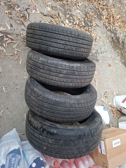 Авто шины янги юрмаган