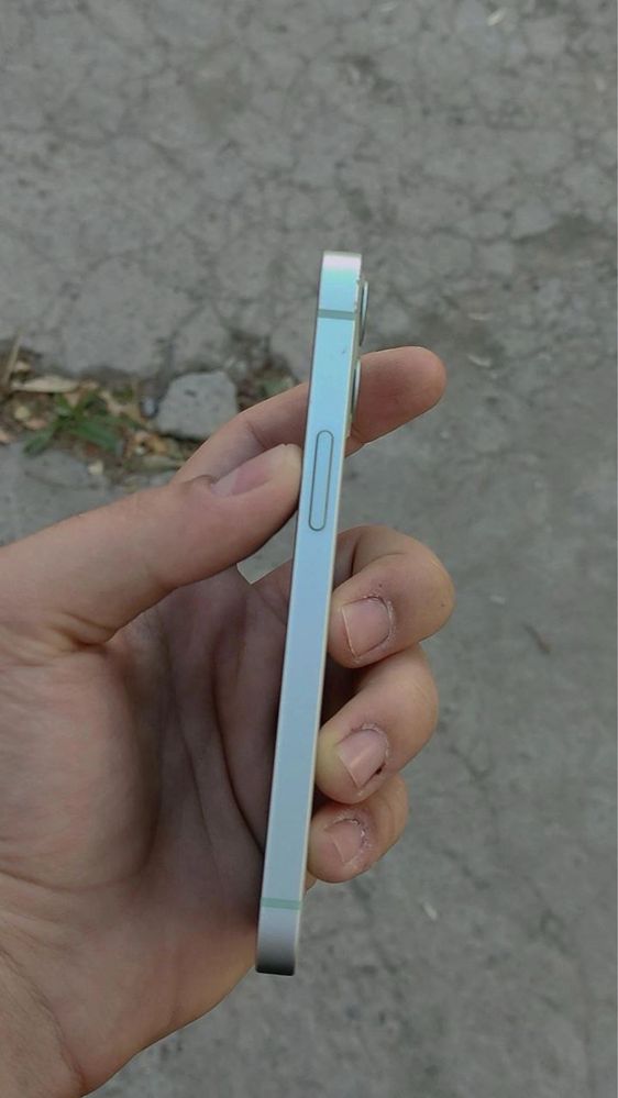 iPhone 12 mini ideal