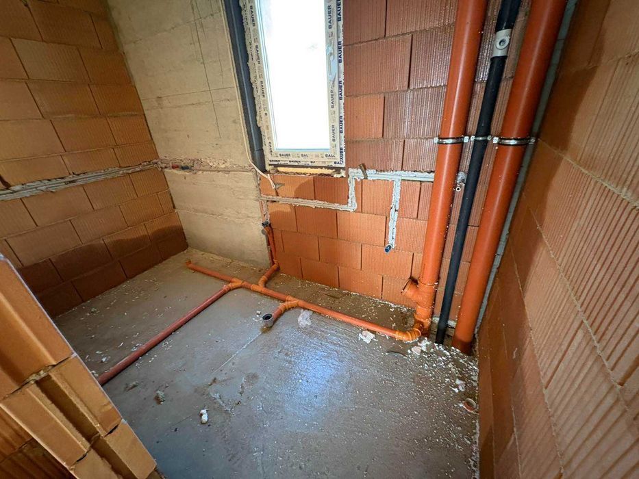 Тристаен с паркомясто, кв. Виница