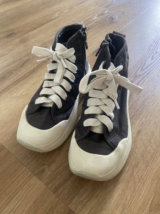 Vand tenesi Zara mar 29