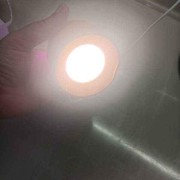 НОВА! Безжична LED стенна лампа с батерия, RGB