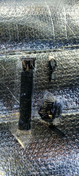 Тример безжичен за подстригване Gold/Злато/;Черен к-т с приставки