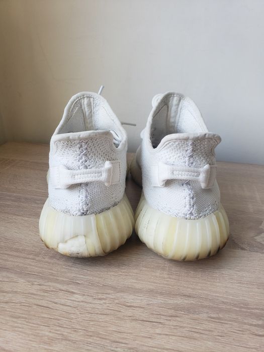Оригинални маратонки Adidas Yeezy Boost 42.5