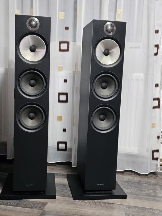 Boxe de podea Bowers&Wilkins 603