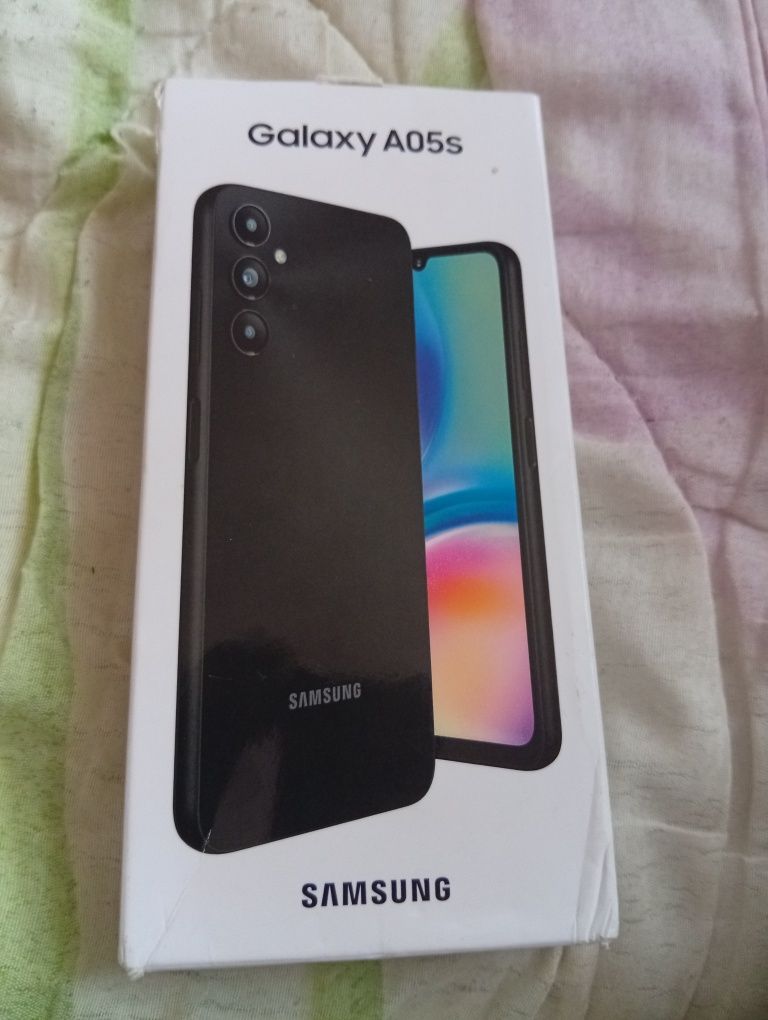 Samsung A05s nou sigilat la cutie 4/64gb black 5g android 15 perfect