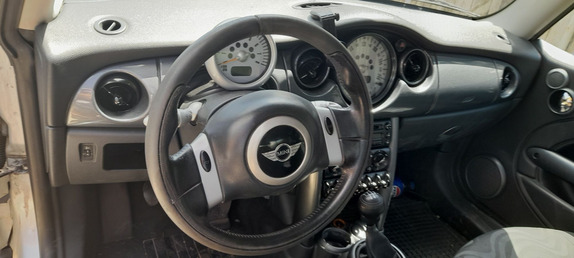 Urgent 55 de mil mini cooper fiscal pe loc