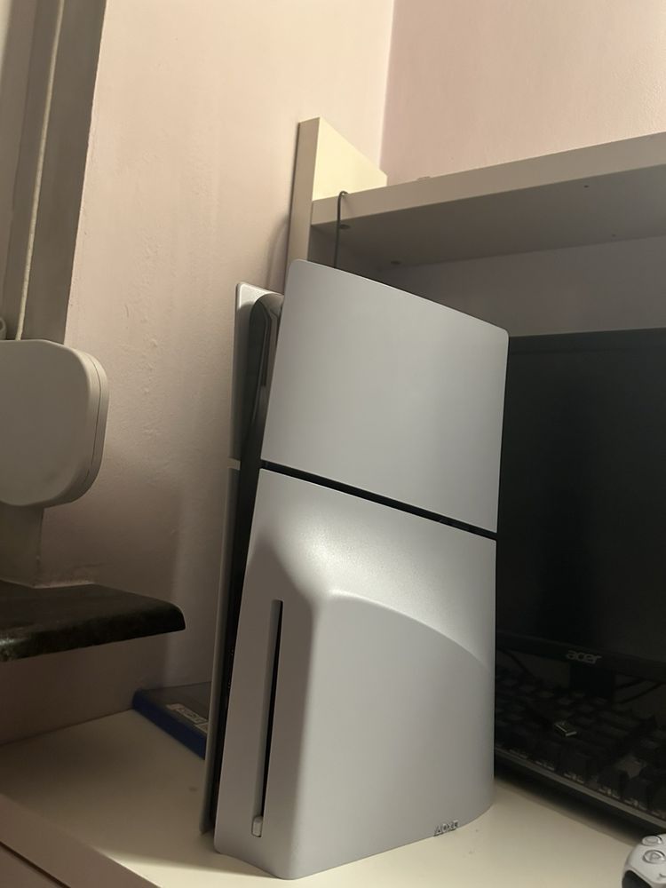 Продавам Playstation 5 с гаранция