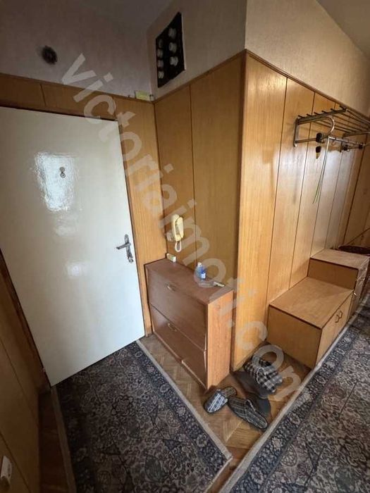 Тристаен апартамент в кв. Колю Фичето