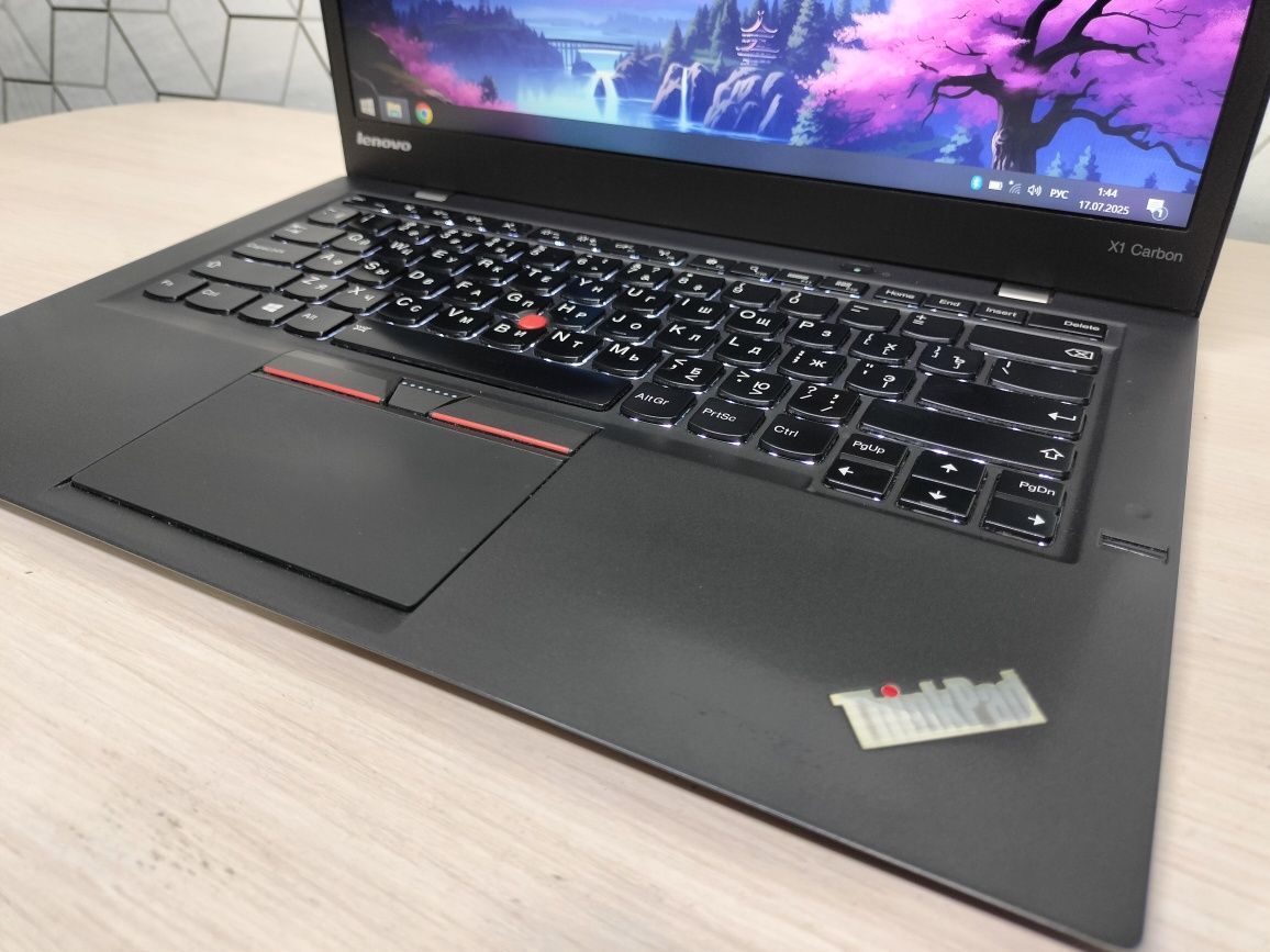 Продаю брендовый ноутбук Lenovo ThinkPad в отличном состоянии