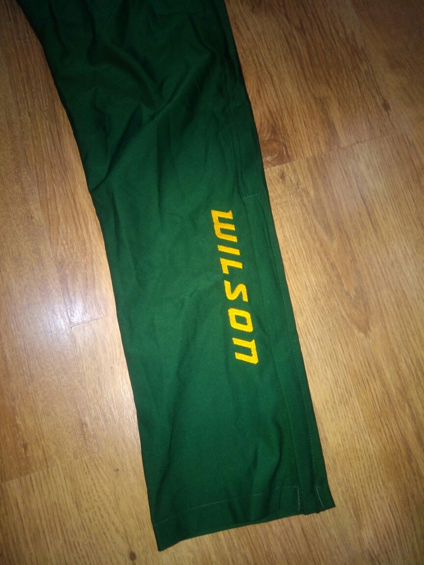 Pantaloni de trening Wilson elastici mărimea S