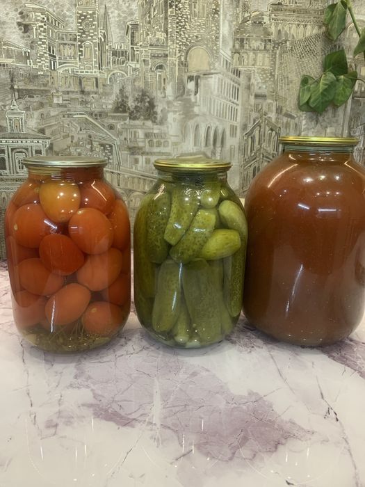 Соления 2025г. Огуцы, помидоры, томатный сок, огонек