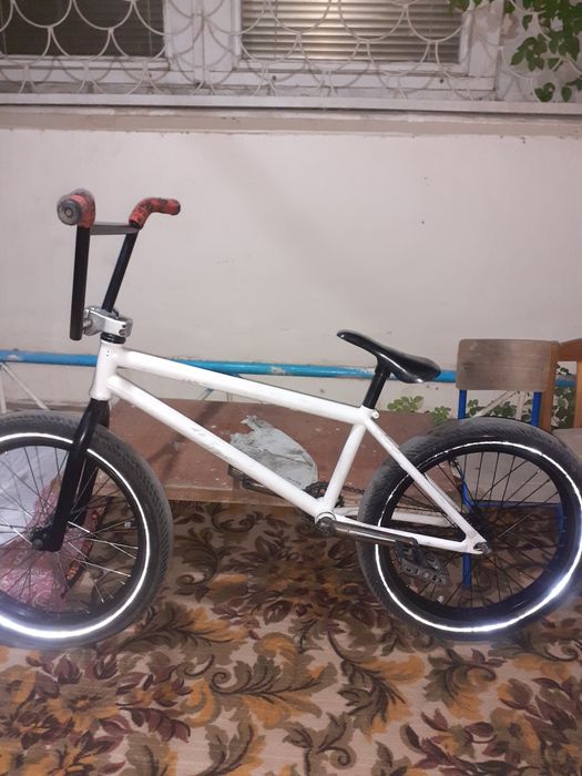 Продам bmx в отличном состоянии.