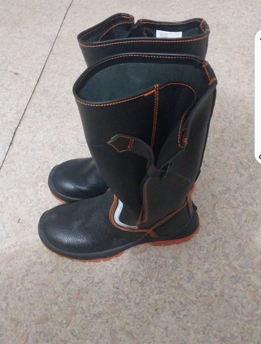 Рабочий сапоги новый