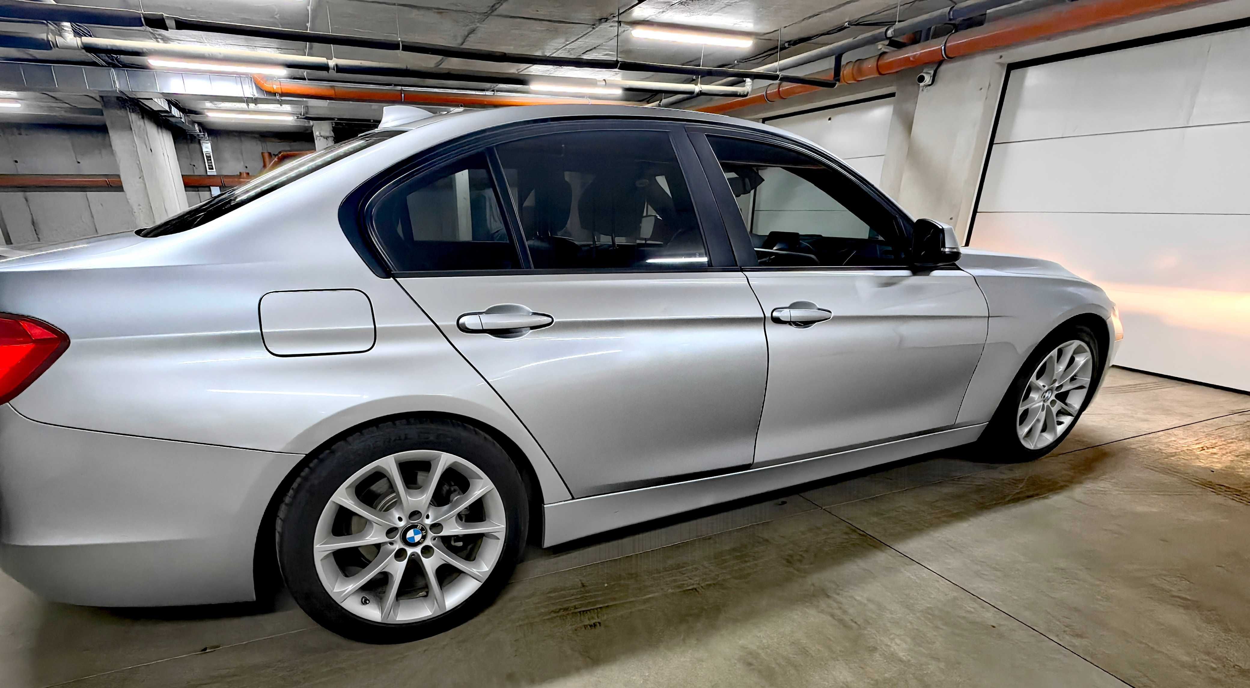 Продавам BMW 320i - внос / кожа