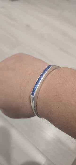 Brățară din argint cu safire