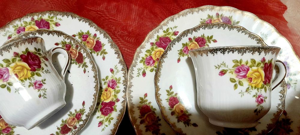 Баварски процелан - СЕЛСКИ РОЗИ