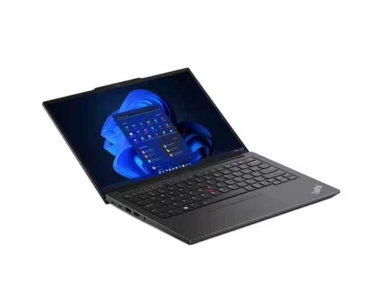 Лаптоп Lenovo E14 G5 i3-1315U 16GB 512GB FHD ВИТРИНЕН!