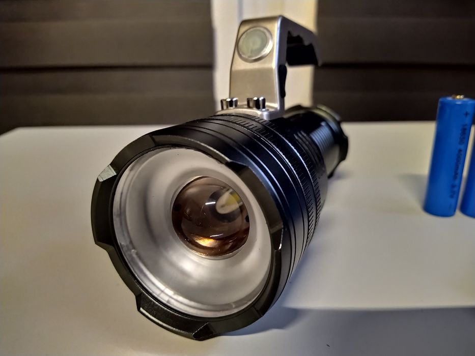 Lanterna Profesionala Led XML T6 3 Acumulatori Model MMC805