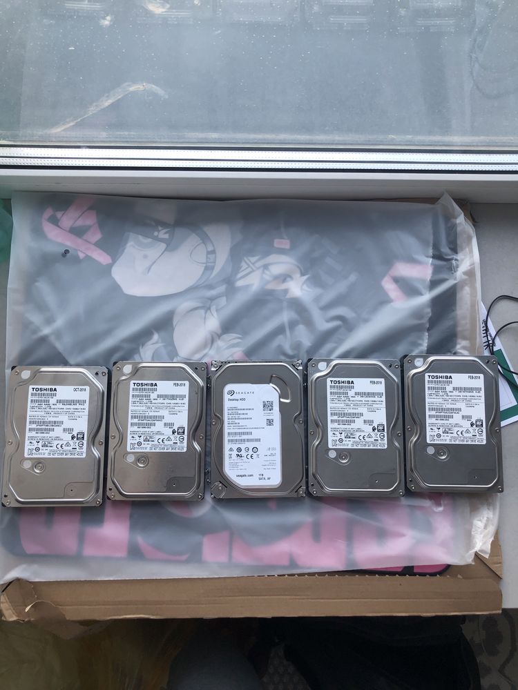 Жесткий диск 1tb 5 штук
