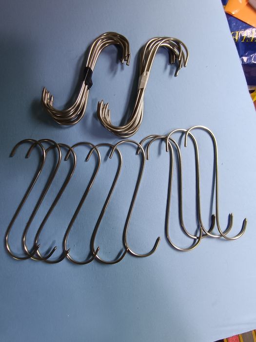Cârlige inox, pentru afumătoare 10 buc egal 35 lei