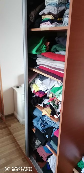 Dulap cu oglinda tip dressing