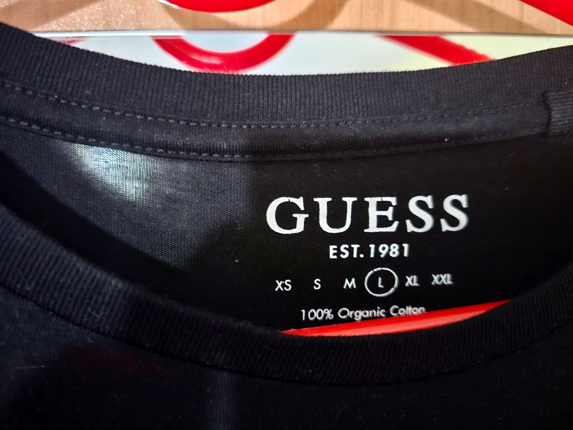 Оригинална тениска Guess L