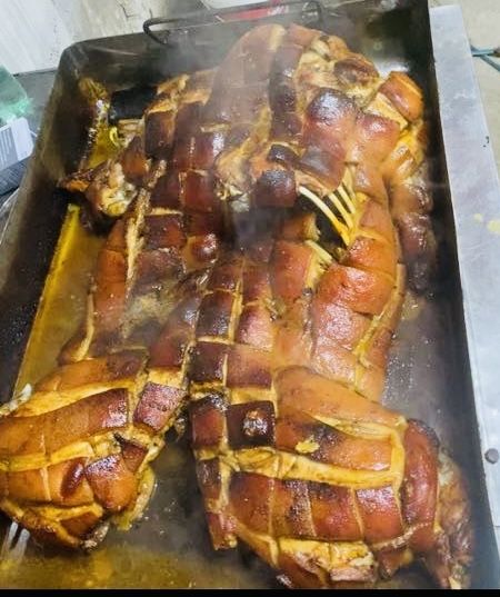 Печени Агнета и прасета