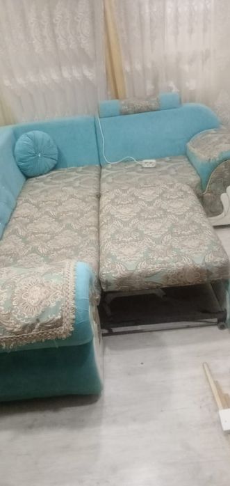 Продается угловой диван