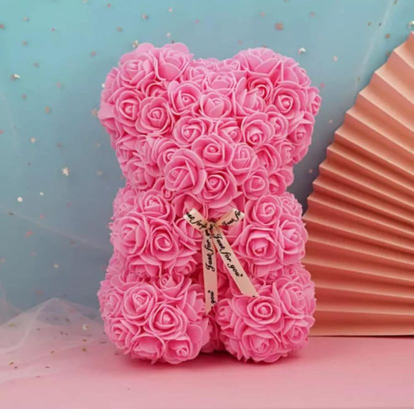 Ursuleti din trandafiri de spuma, roz, 25 Cm